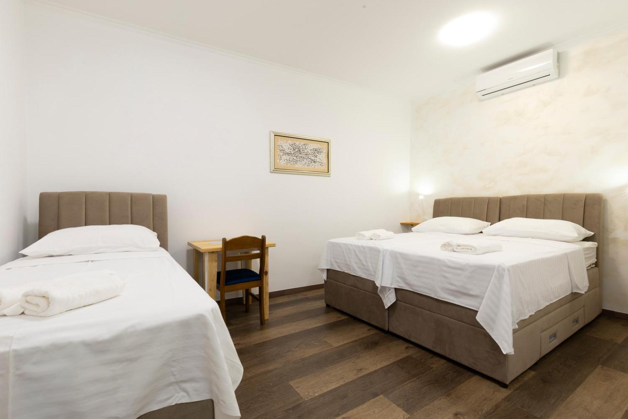 Split Varos Inn Экстерьер фото