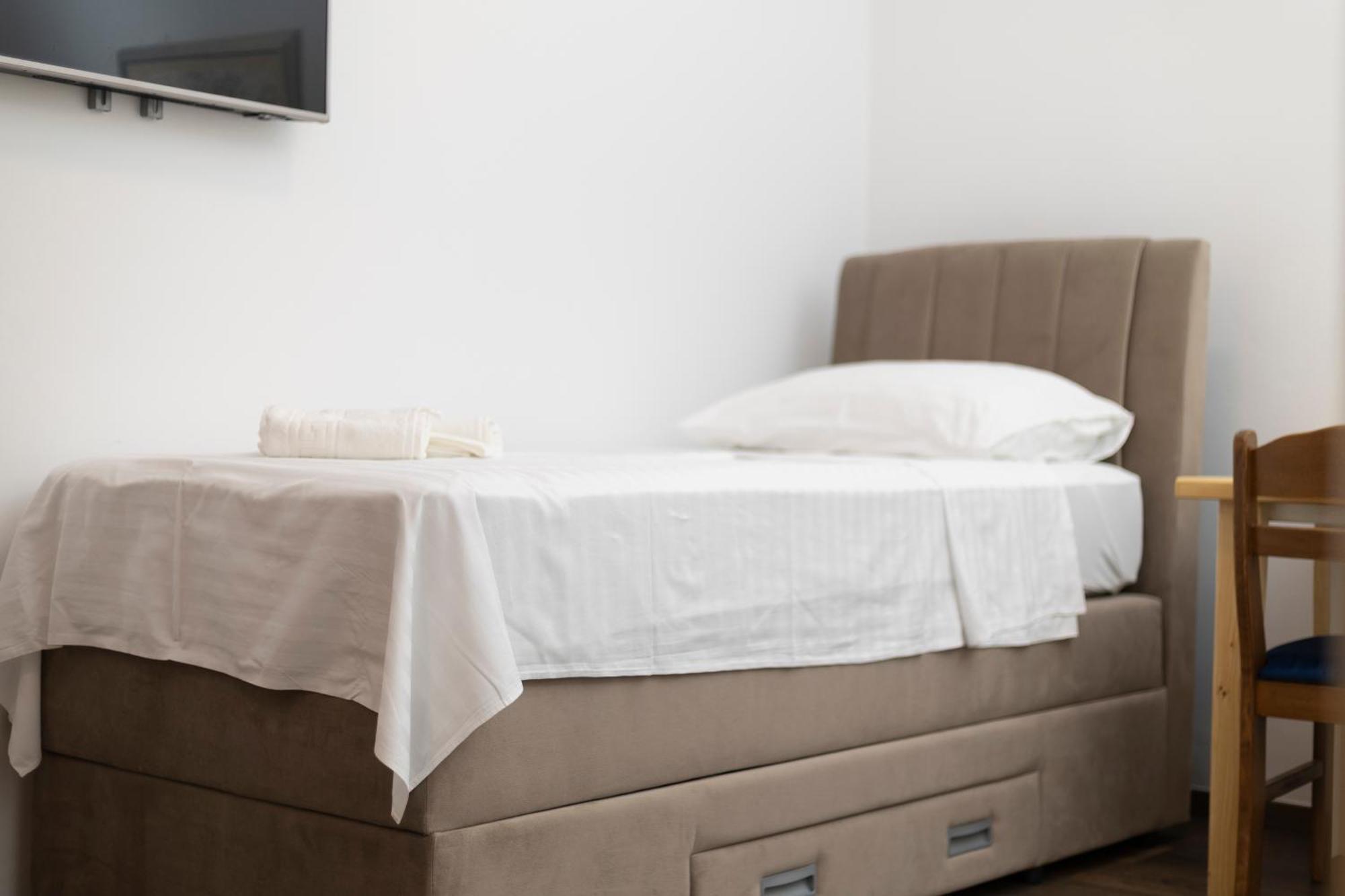 Split Varos Inn Экстерьер фото