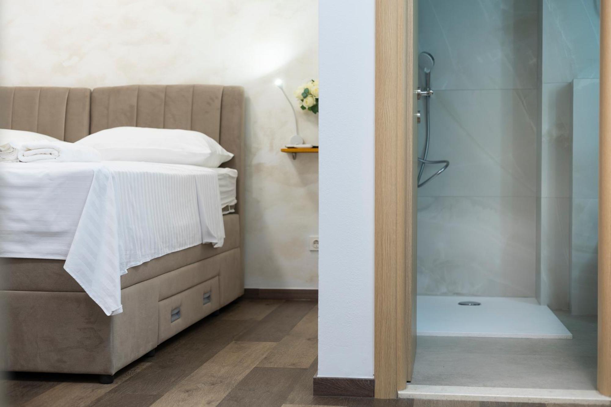 Split Varos Inn Экстерьер фото