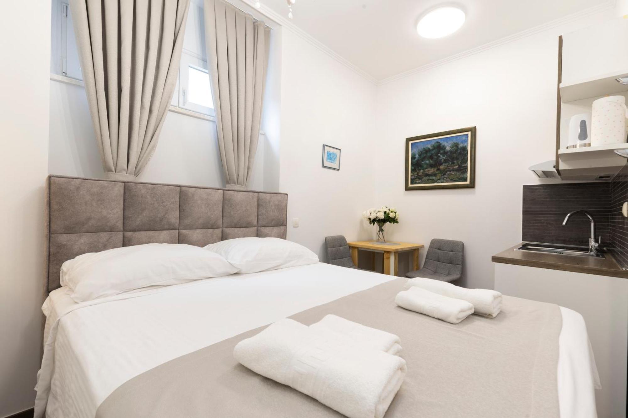 Split Varos Inn Экстерьер фото